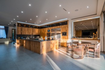 079a4284-897d-422c-b09a-08ae74c0b4e2