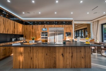 70ad406f-65fa-4b70-b5cc-b6dba065ed73